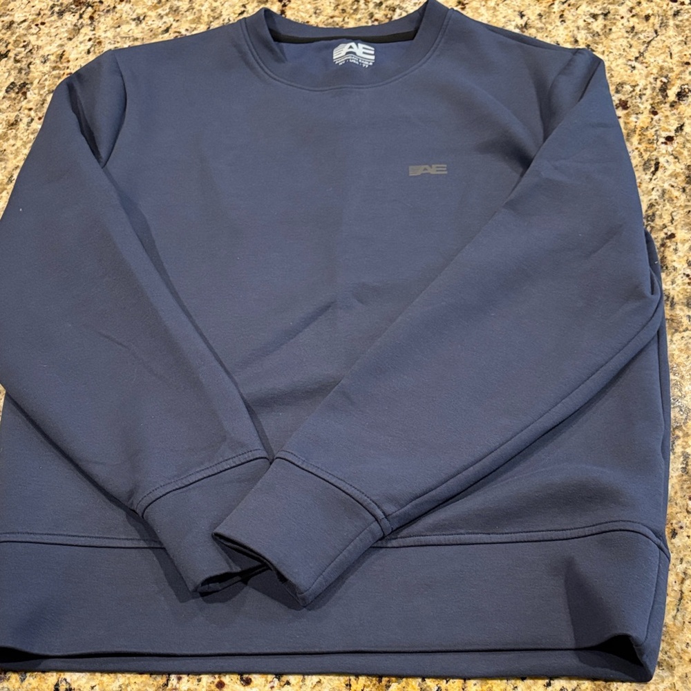 American Eagle Outfitters Navy Crewneck Sweatshirt Men’s Size Small